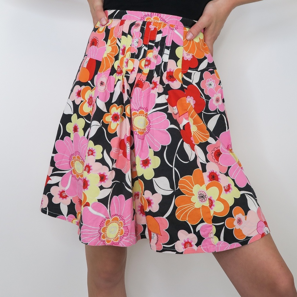 Vintage 90s Very Retro Floral Mini Skirt